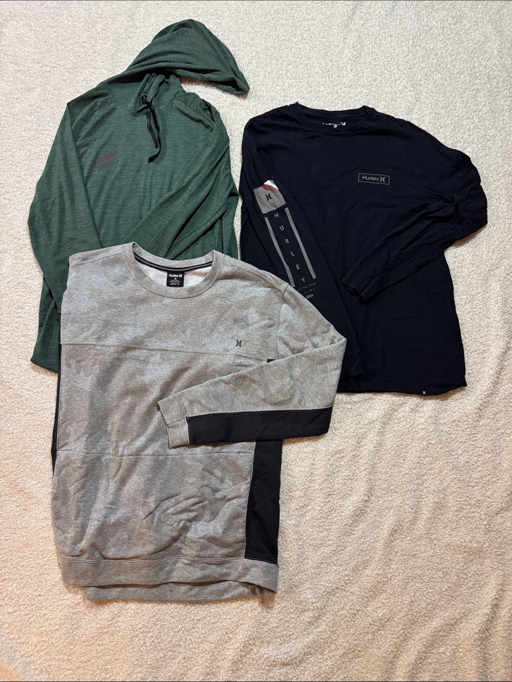 Hurley Men's Black, Gray & Green Long Sleeve Tops Pack